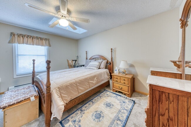 Building Photo - 51 Devaux Rd