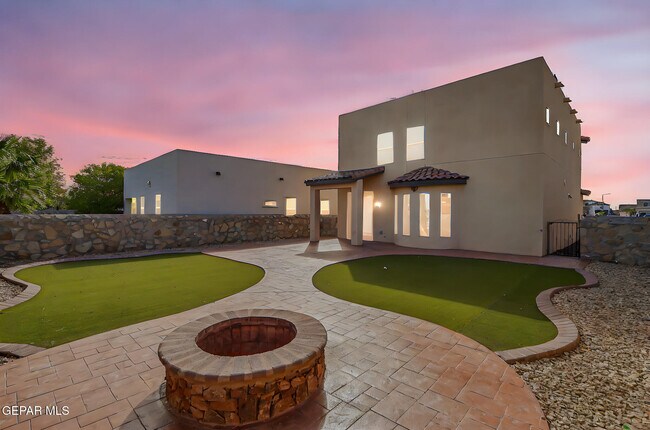 Building Photo - 2436 Eastern Sky St