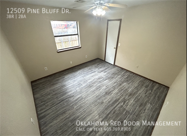 Building Photo - 12509 Pine Bluff Dr