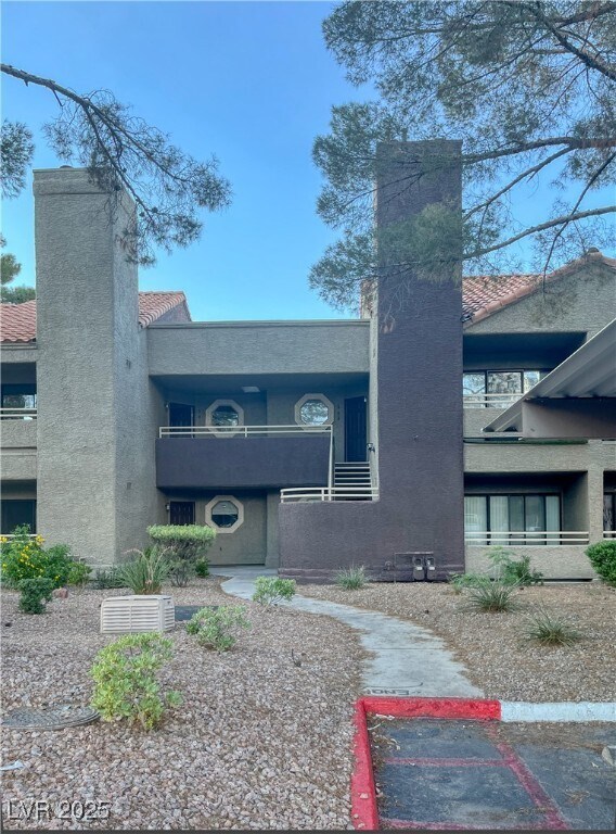 Building Photo - 5022 S Rainbow Blvd