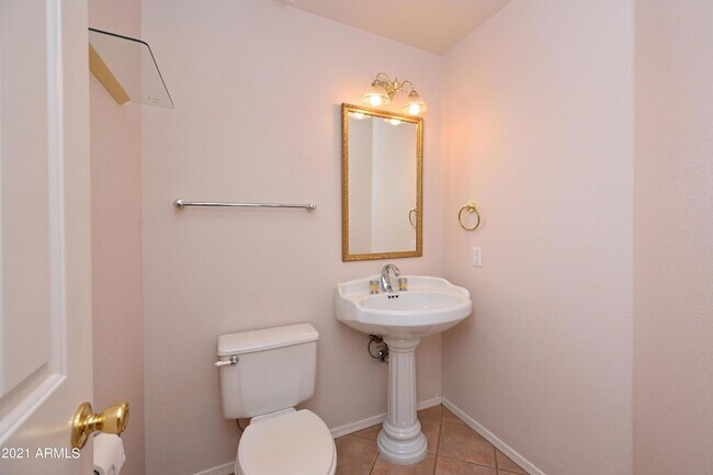 Building Photo - 5730 E Gelding Dr