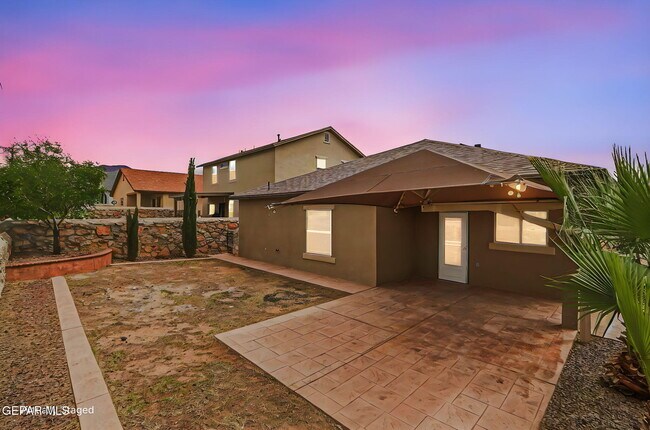 Building Photo - 7533 Red Cedar Dr