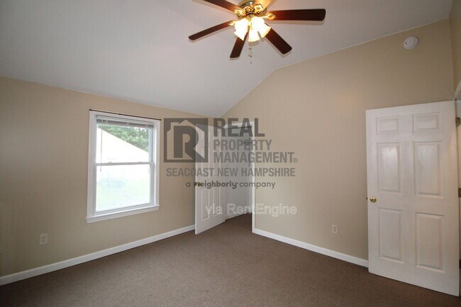 Building Photo - 4 Bicknell St