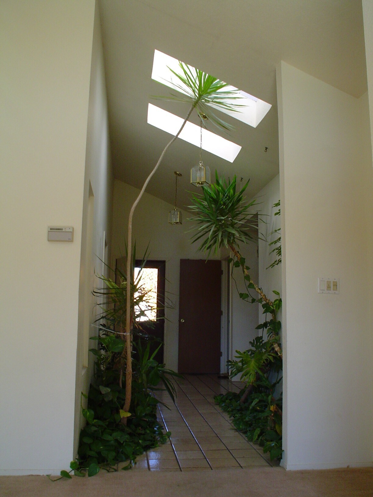 Building Photo - 8512 Liberty Dr NE