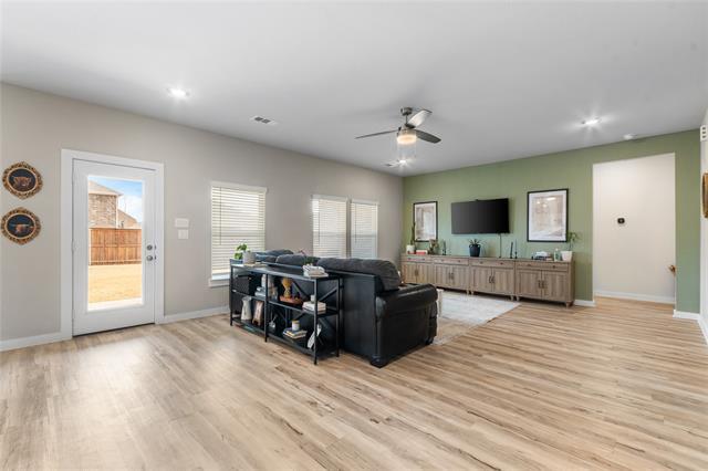 Building Photo - 797 Vineyard Wy