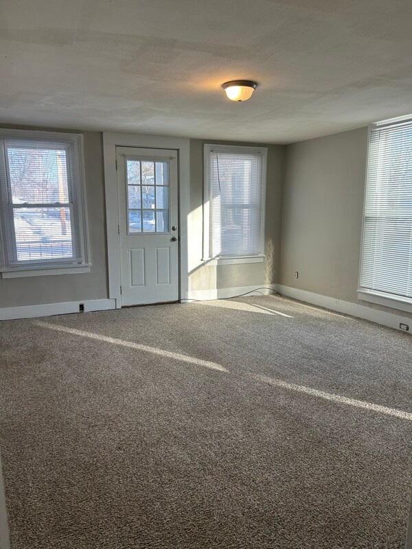 Building Photo - 401 Hannibal St