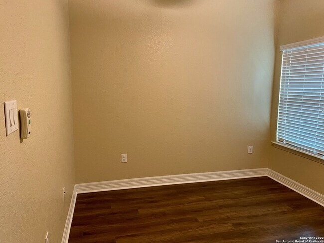 Building Photo - 8634 Shady Mountain