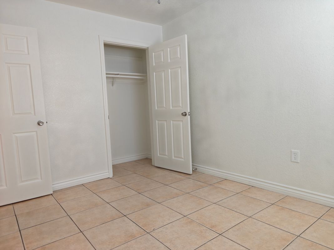 Building Photo - 1301 Turrill Ave