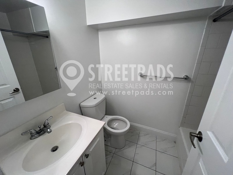 Building Photo - 55 Langdon St