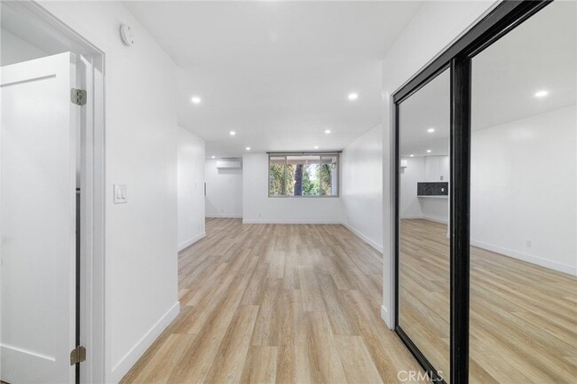 Building Photo - 17000 Burbank Blvd