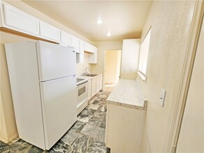 Building Photo - 1521 Old W Ave