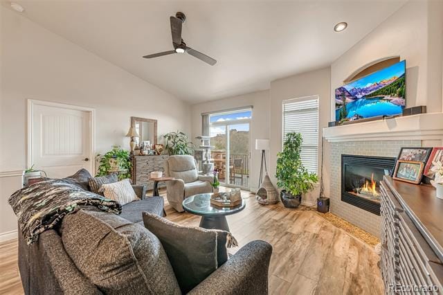 Building Photo - 358 Cliff View Dr