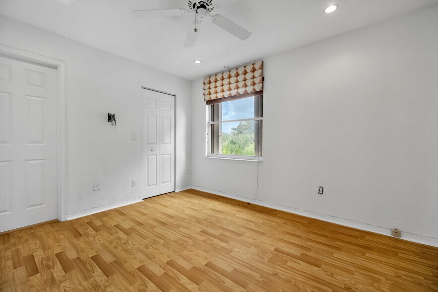 Building Photo - 13174 NW 9th Ct
