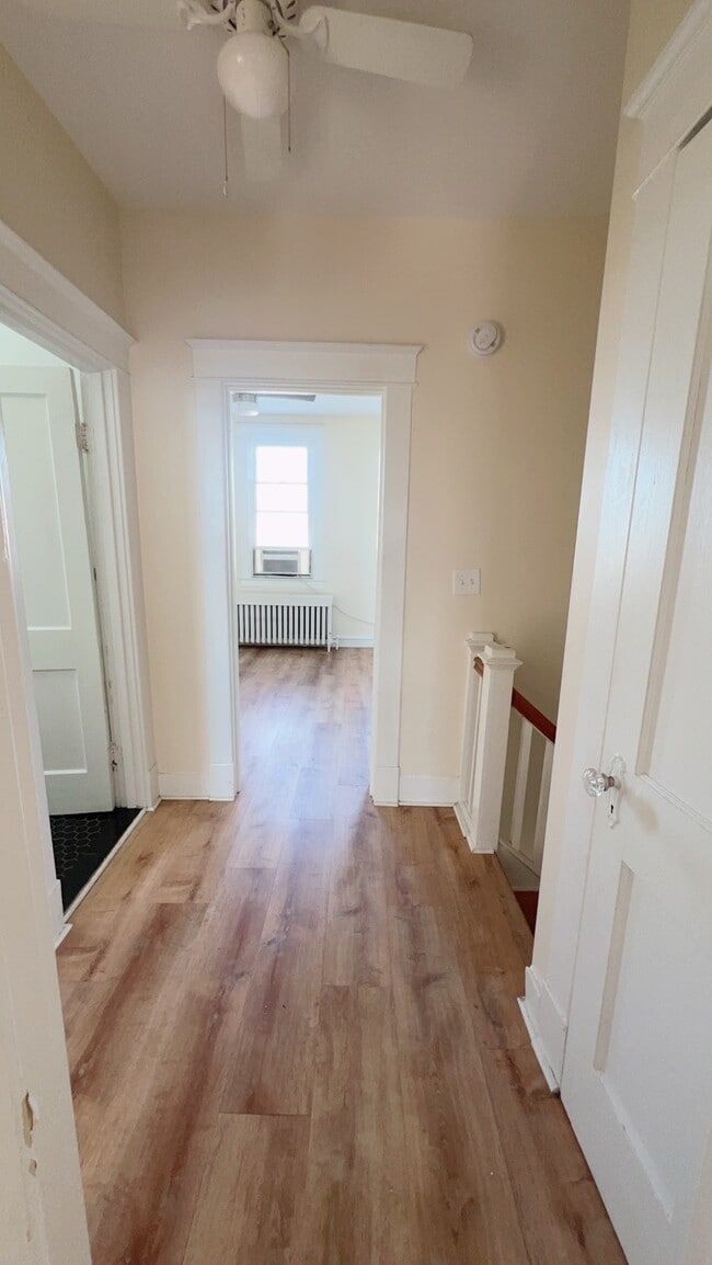 Building Photo - 2307 Windsor Ave