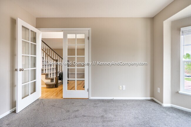 Building Photo - 1672 Smoke Ridge Dr