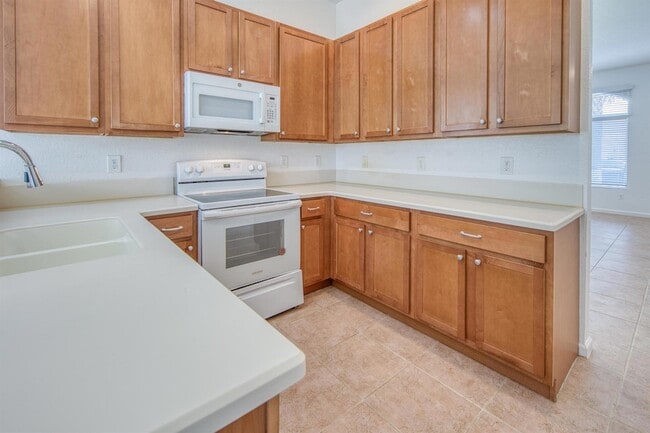 Building Photo - 139 2 Pine Dr
