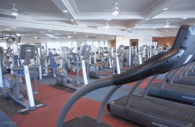 Building Photo - 1000 Via Stellato St