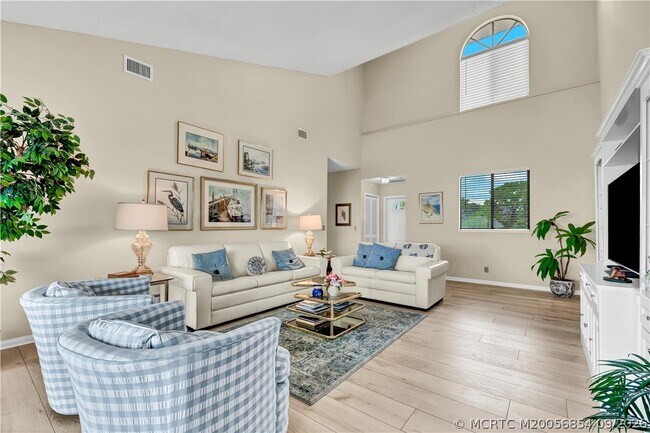 Building Photo - 2560 NW Seagrass Dr