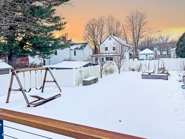 Building Photo - 7 Sanborn Terrace