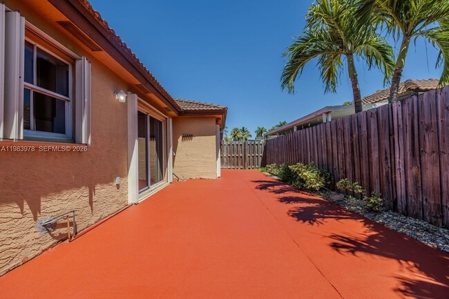 Building Photo - 1065 NW 131st Ave