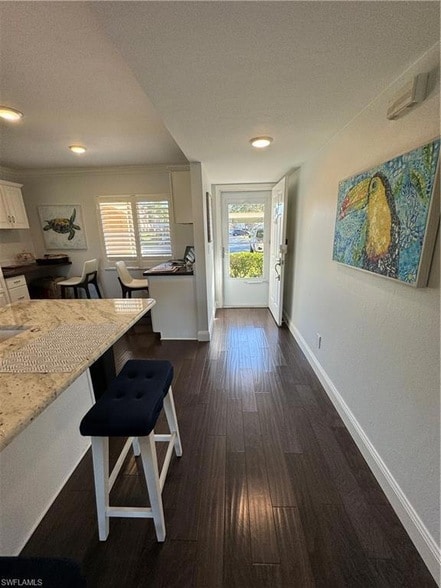 Building Photo - 5975 Bloomfield Cir