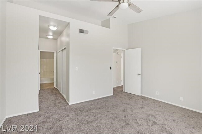 Building Photo - 4811 Black Bear Rd