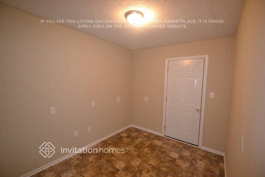 Building Photo - 71 Landmark Ct SW