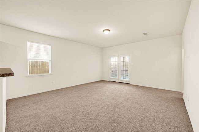 Building Photo - 10506 Pine Landing Dr