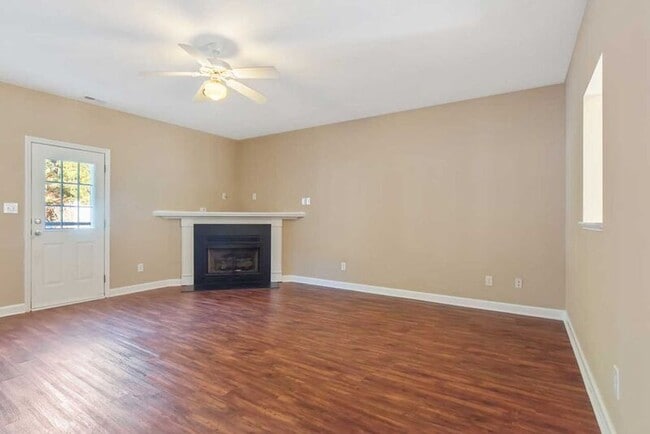 Building Photo - 5813 Neuse Wood Dr