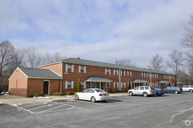 Browns Mills Arms Apartments - 386 Lakehurst Rd Browns Mills NJ 08015 ...