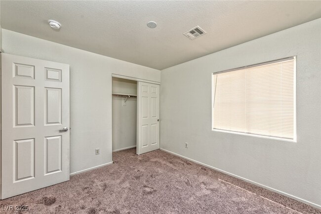 Building Photo - 10439 Zen Ct