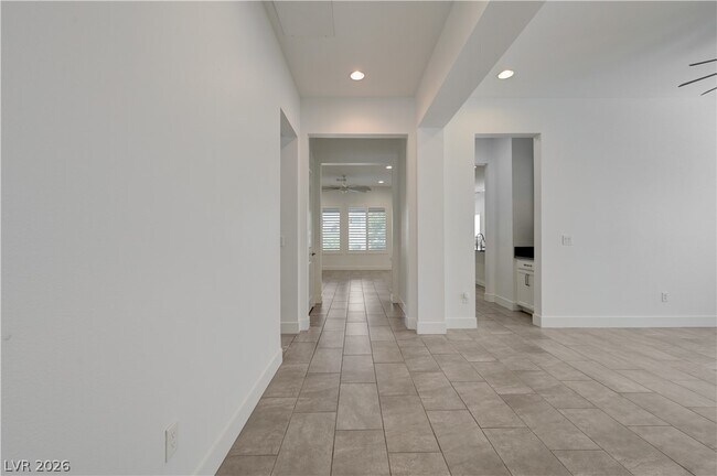 Building Photo - 6020 Langreo Ln