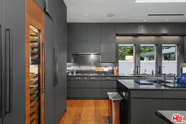 Building Photo - 2644 Eden Pl