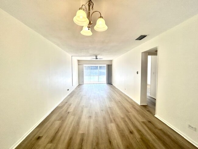 Building Photo - 55+Community - ANNUAL  1/1 GREAT LOCATION - UPDATED UNIT WITH COMMUNITY HEATED POOL!