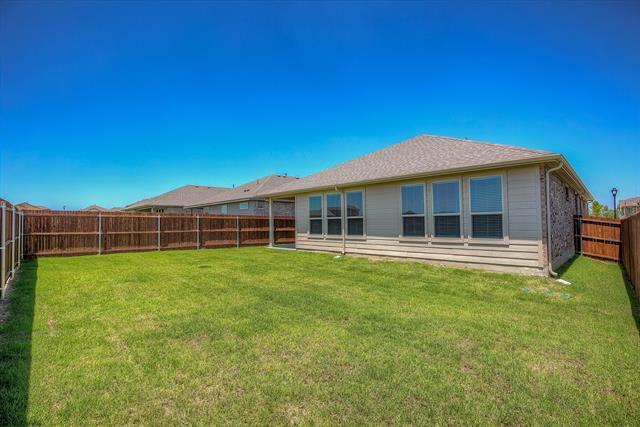 Building Photo - 2213 Dyre Dr