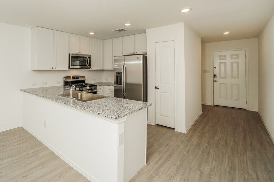 Building Photo - 9920 Flax Ml Dr
