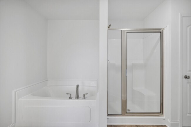 Building Photo - 2452 Belltown Dr SW