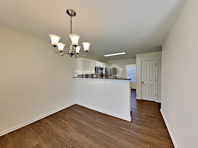 Building Photo - 3856 Wingdale Ct