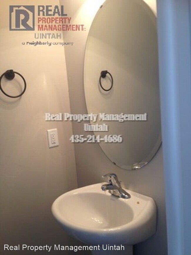 Building Photo - 3 br, 2.5 bath House - 431 E Red Fox Lane