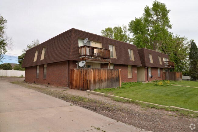 Building Photo - 1765 Jay St