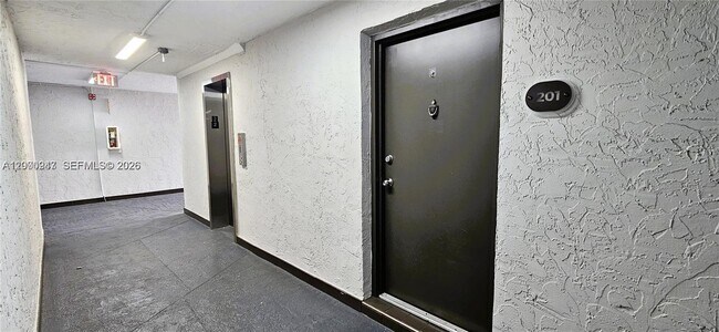 Building Photo - 4804 NW 79th Ave