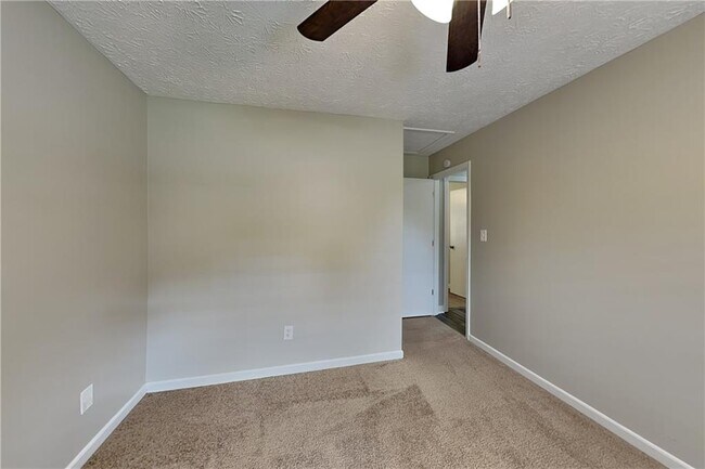 Building Photo - 4019 River Rock Way
