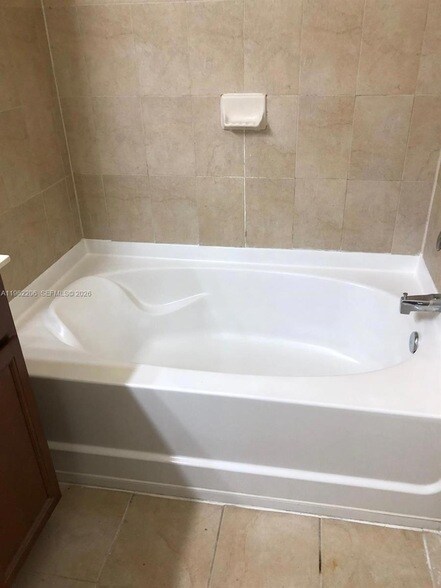 Building Photo - 8960 NW 97th Ave