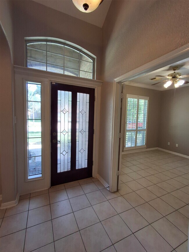 Building Photo - 3222 Twinmont Ln