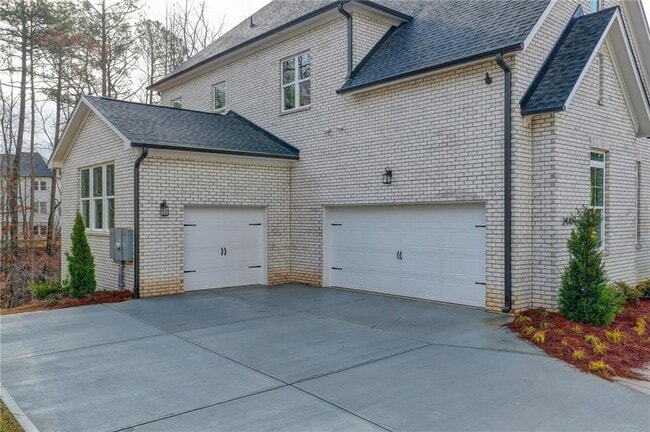 Building Photo - 2471 Stewart Rd