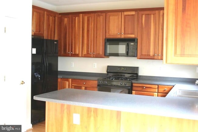 Building Photo - 1601 Leeds Castle Dr