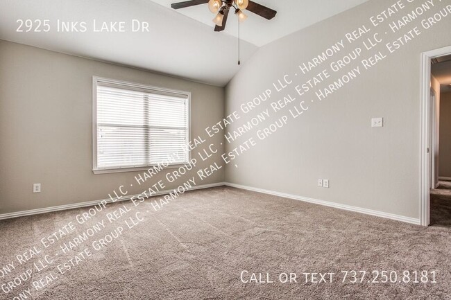 Building Photo - 2925 Inks Lake Dr