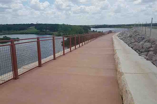 Building Photo - 1741 Horseshoe Cir