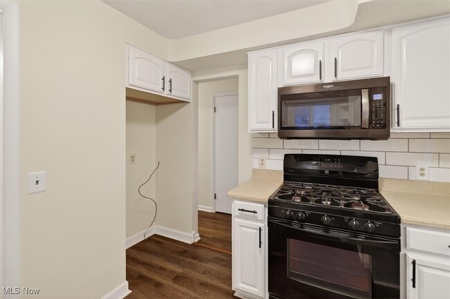 Building Photo - 5969 Marra Dr