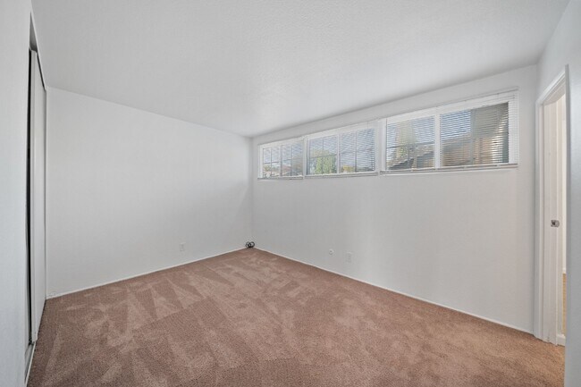 Building Photo - Coming Soon...San Diego 3 bed /2 bath Home w Garage, Enclosed Patios, Fireplace + Laundry Hookups